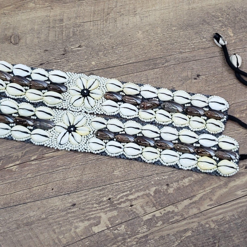 Vintage Shell embellished boho belt - Picture 2 of 5